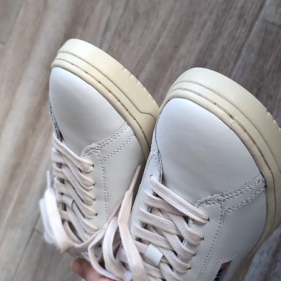 NIB Autry Dallas sneakers - Picture 6 of 15